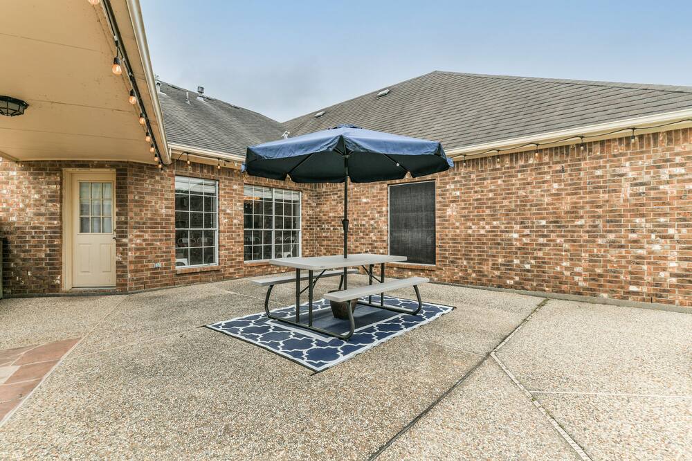 Photo of Patio Balcony in Friendswood