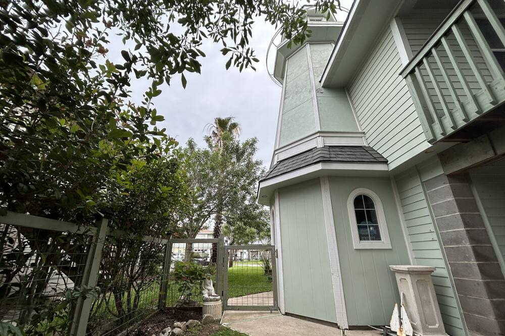 Photo of Outdoor in Bayou Vista
