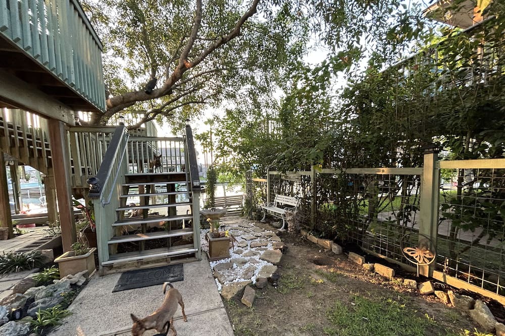 Photo of Outdoor in Bayou Vista