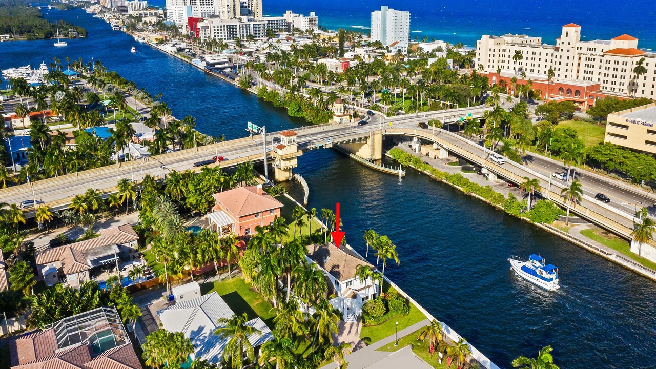 Photo of Outdoor in Hollywood South Central Beach