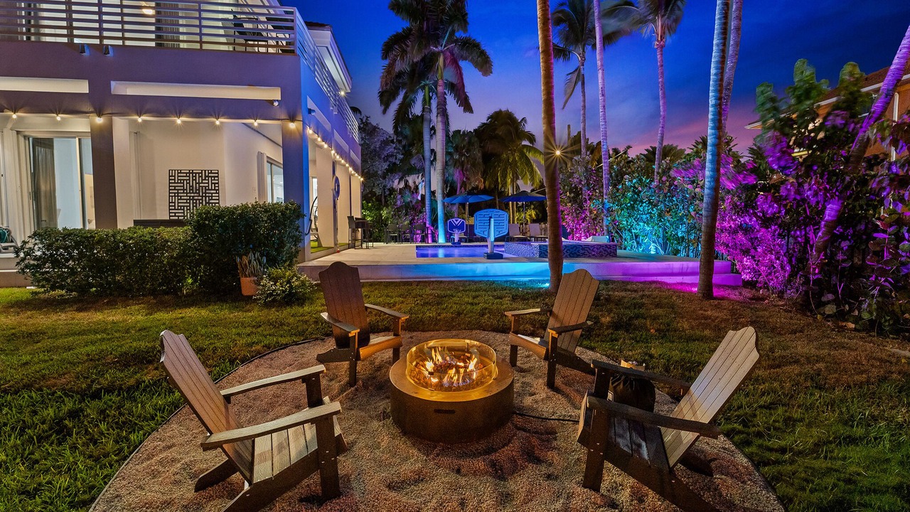 Photo of Others in Hollywood South Central Beach