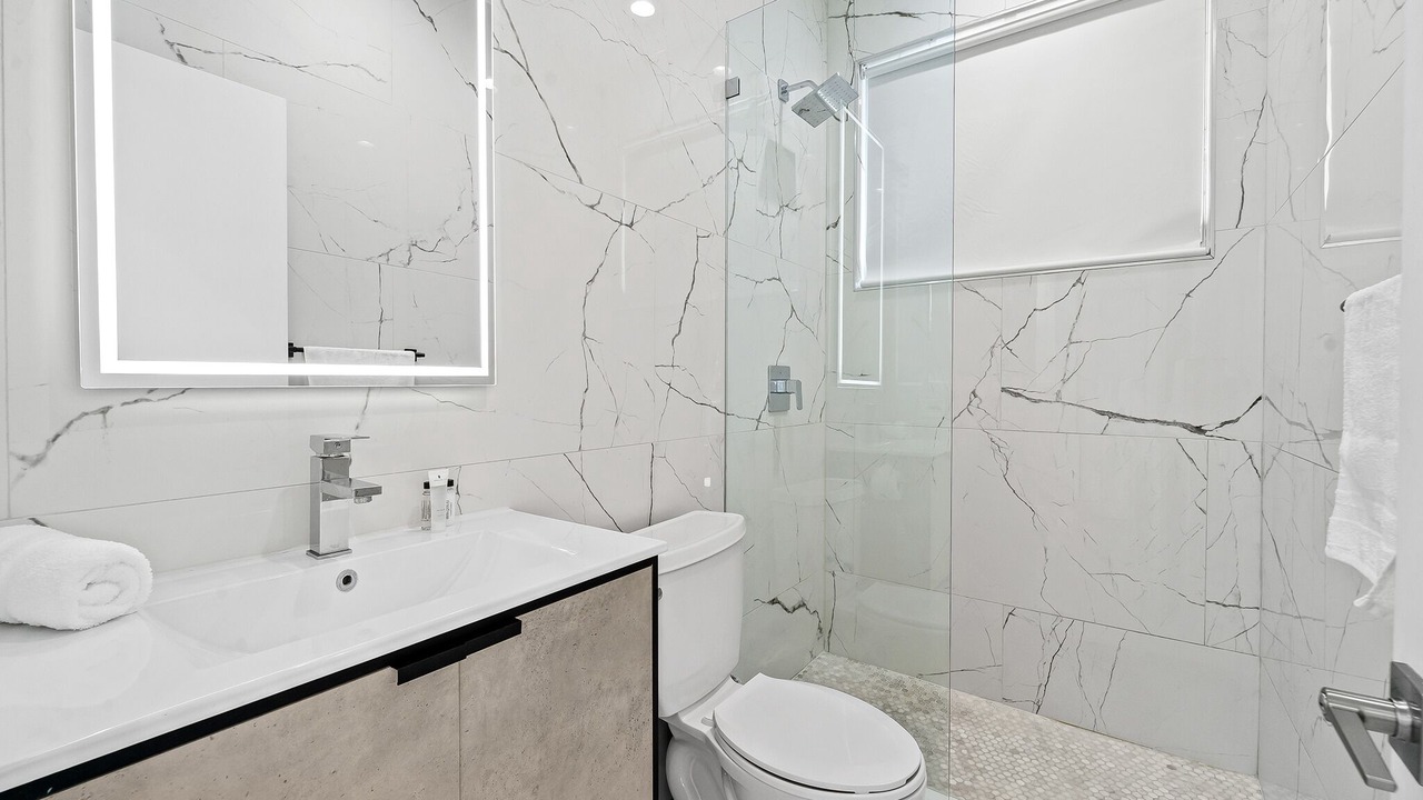 Photo of Others in Hollywood South Central Beach