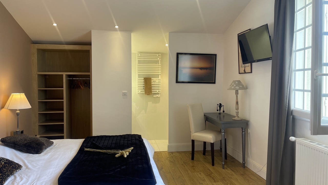 Photo of Bedroom in Saint-Barthelemy-dAgenais
