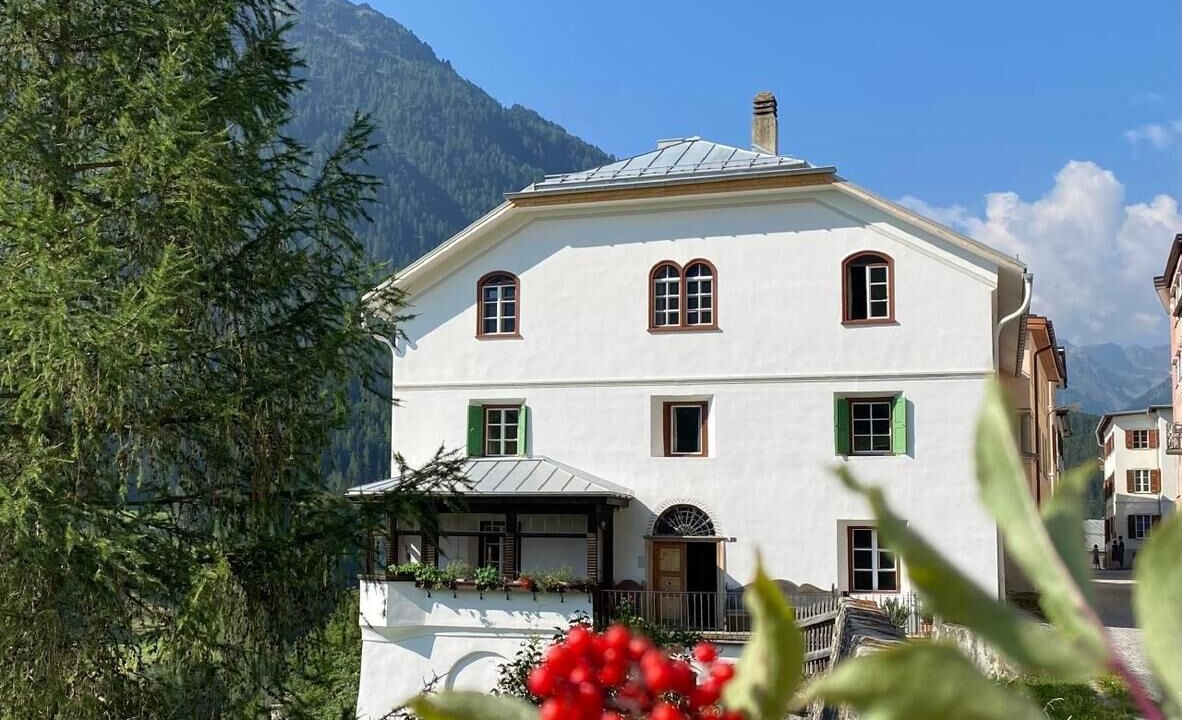 Photo of Outdoor in Lavin