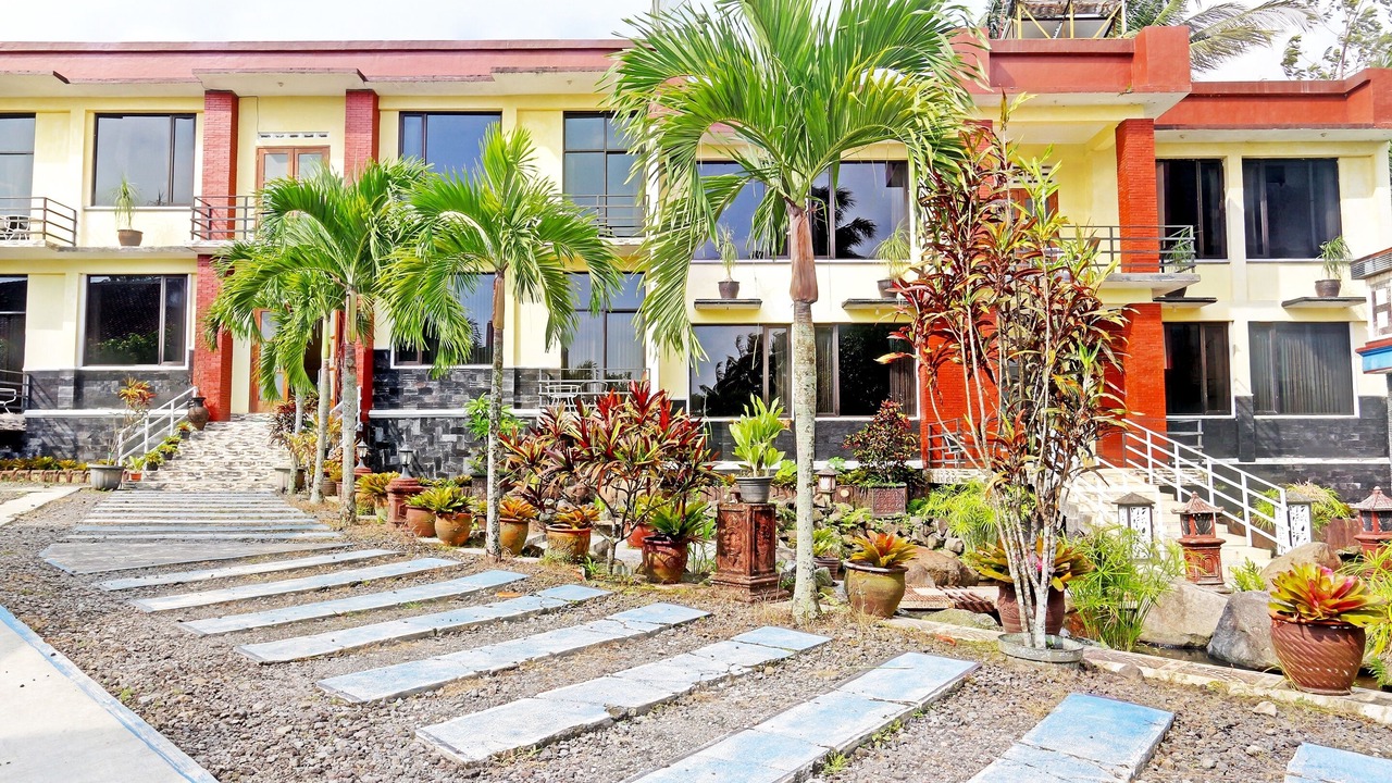 Photo of Outdoor in Pakem