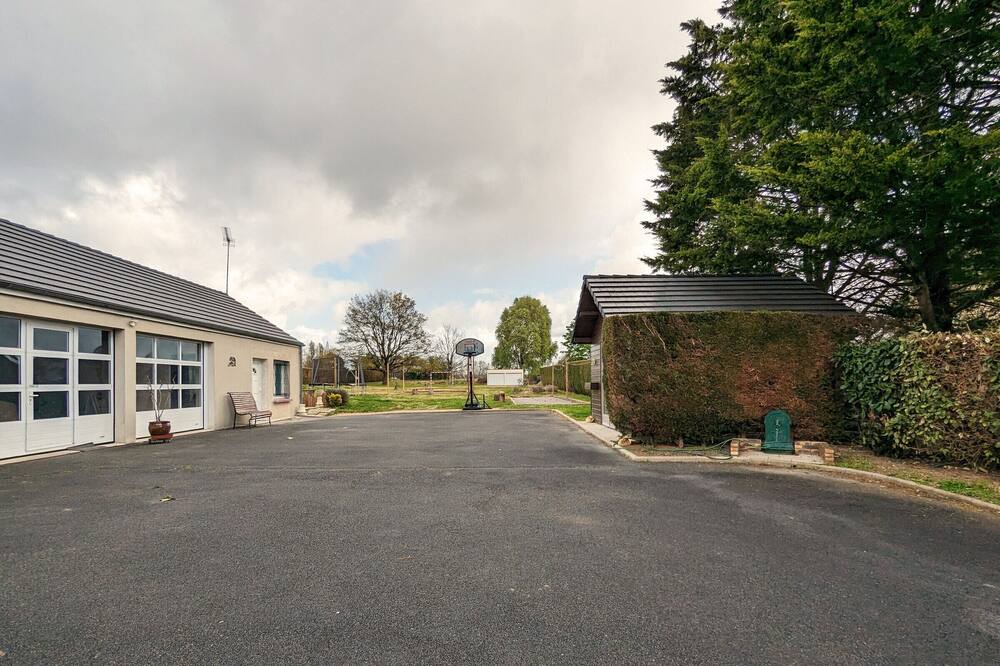 Photo of Outdoor in Niherne