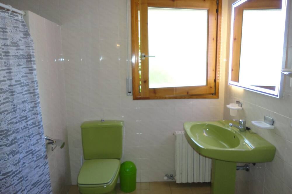 Photo of Bathroom in Torredembarra