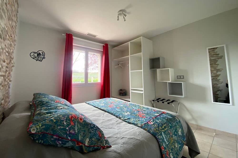 Photo of Bedroom in Roquemaure