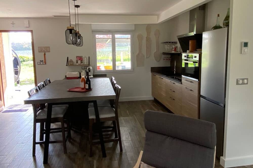 Photo of Kitchen in Roquemaure