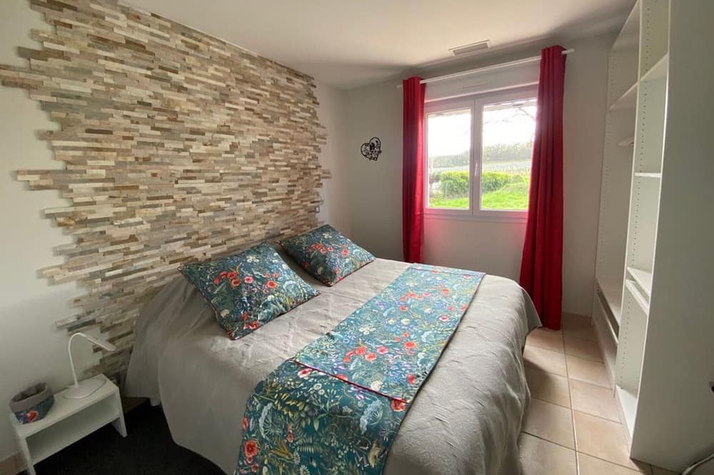 Photo of Bedroom in Roquemaure