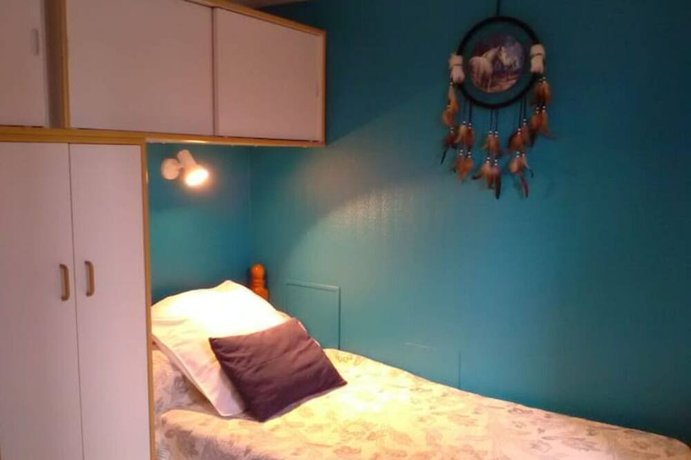 Photo of Bedroom in Heches