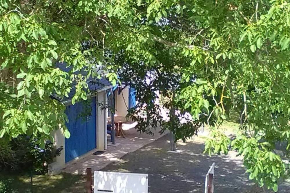 Photo of Outdoor in Heches