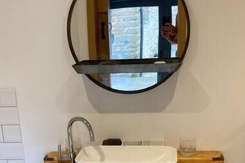 Photo of Bathroom in Loddiswell