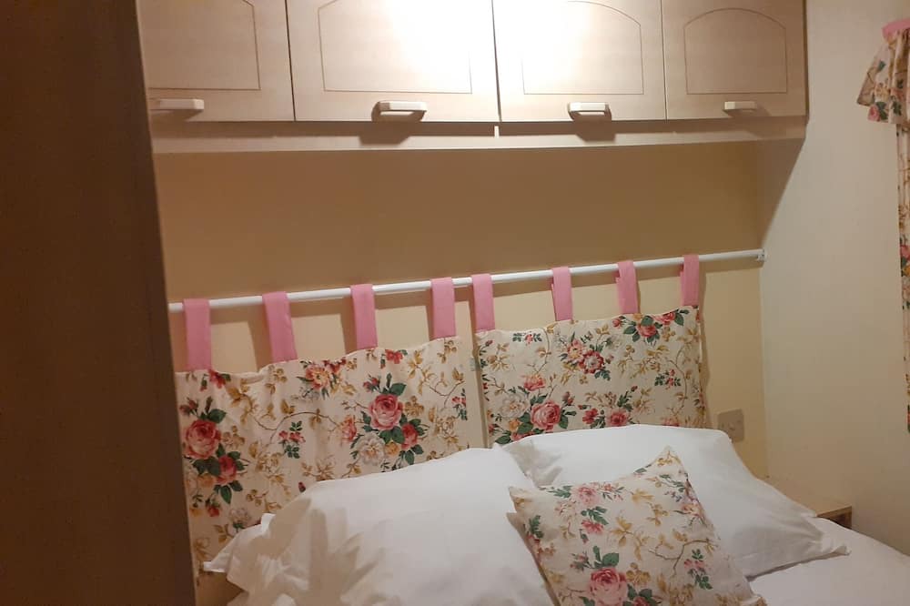 Photo of Bedroom in Champagne-Saint-Hilaire