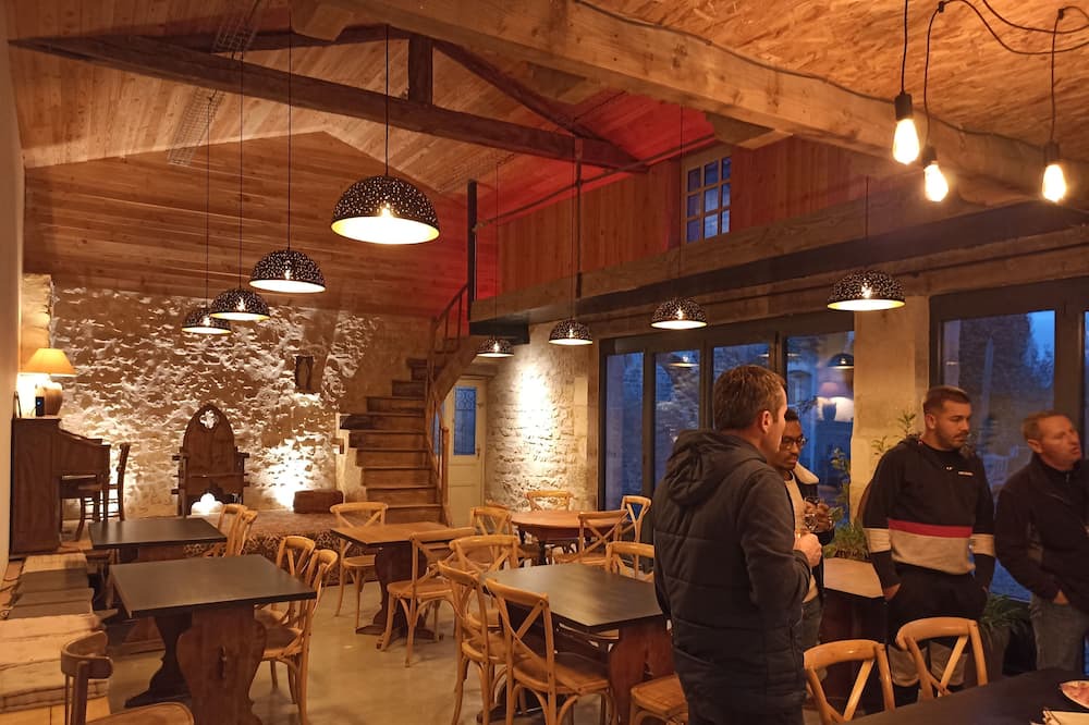 Photo of Others in Champagne-Saint-Hilaire