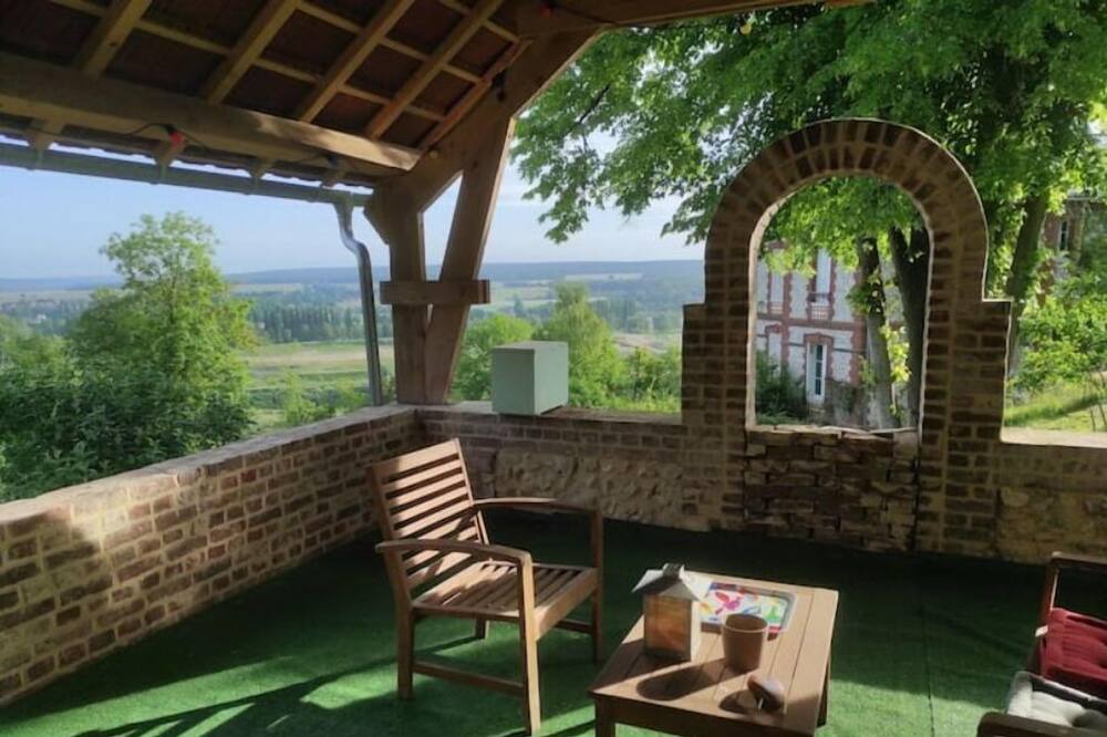Photo of Outdoor in Moulineaux