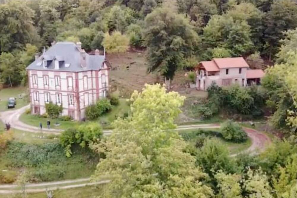 Photo of Outdoor in Moulineaux