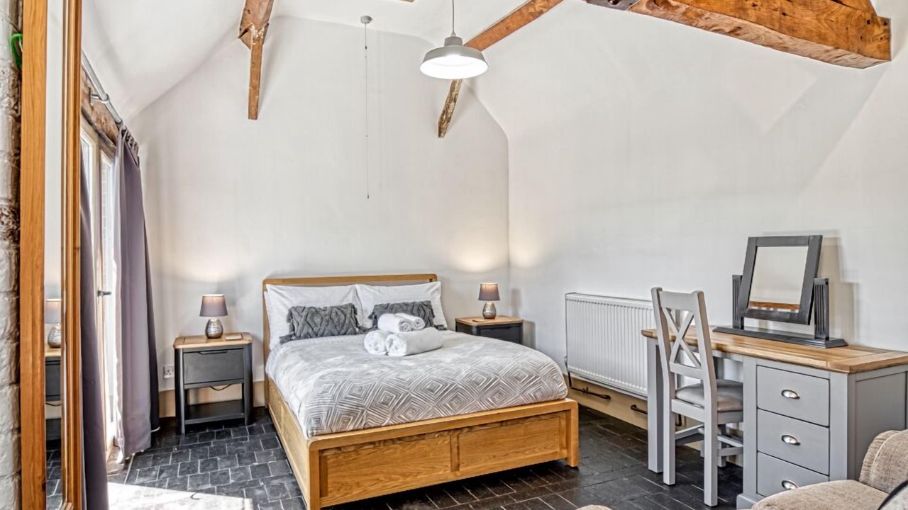 Photo of Others in Broughton Hackett