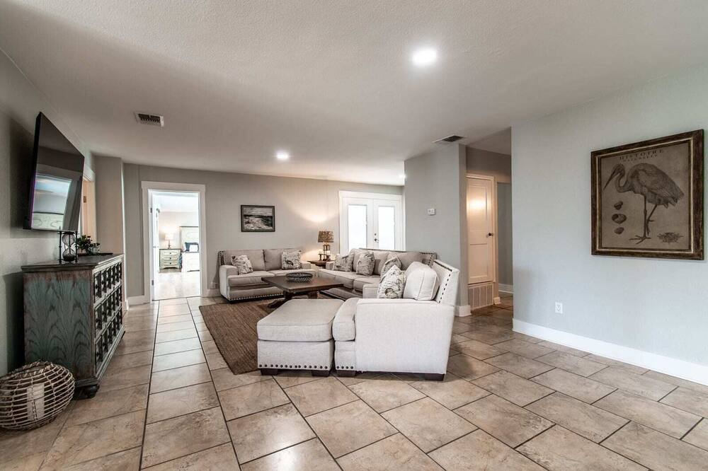 Photo of Bedroom in Bay Area