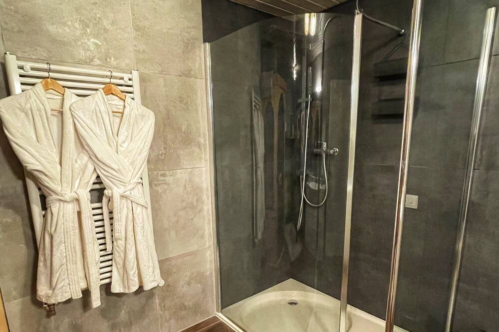 Photo of Bathroom in L'Abergement