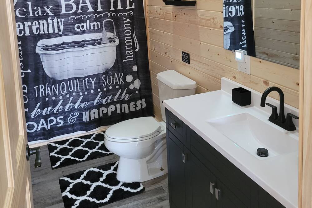 Photo of Bathroom in Monroe City