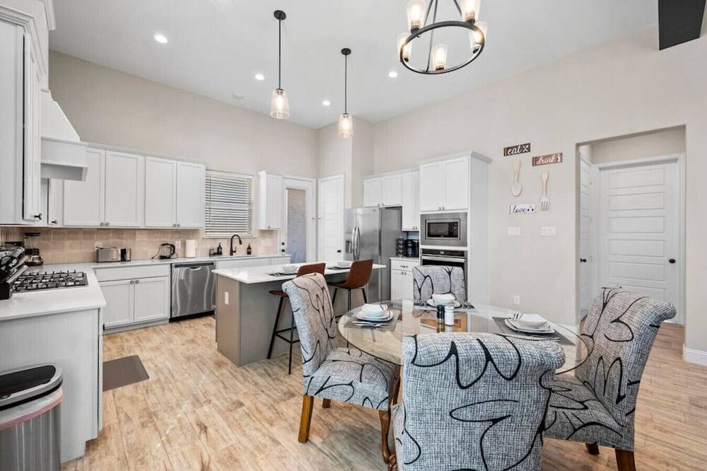 Photo of Bedroom in South Arlington