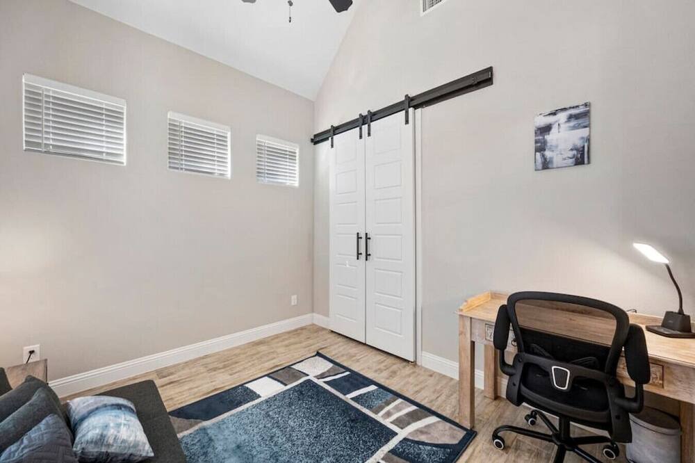 Photo of Bedroom in South Arlington