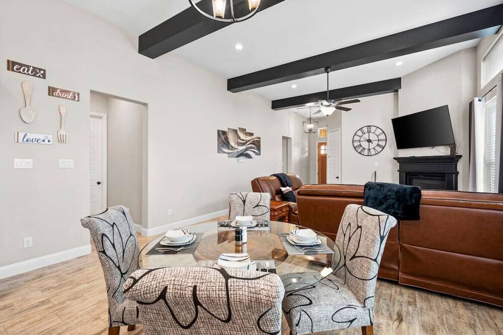 Photo of Bedroom in South Arlington