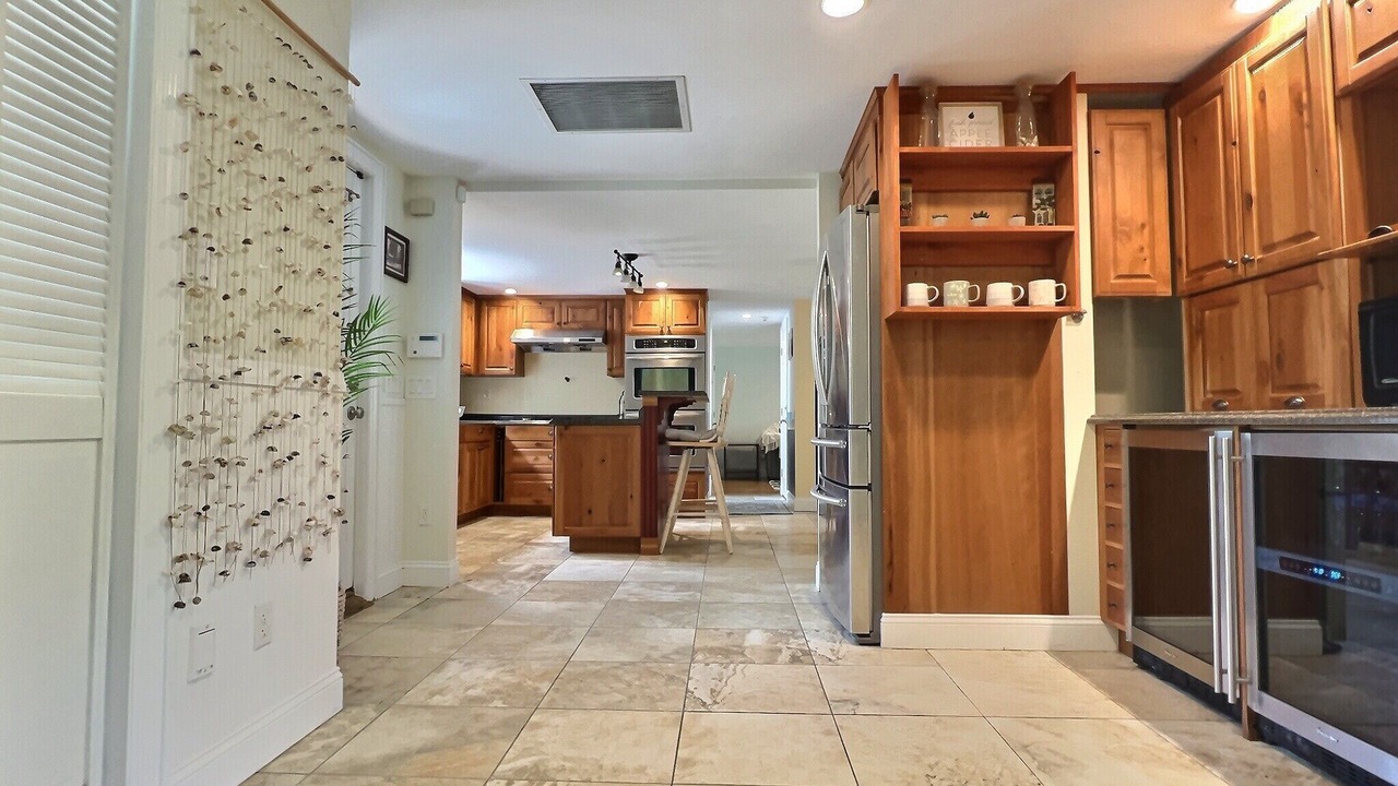 Photo of Others in Aquebogue