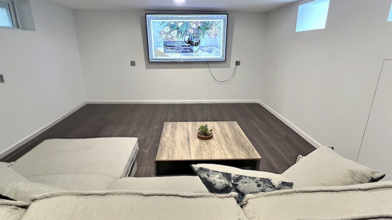 Photo of Others in Aquebogue