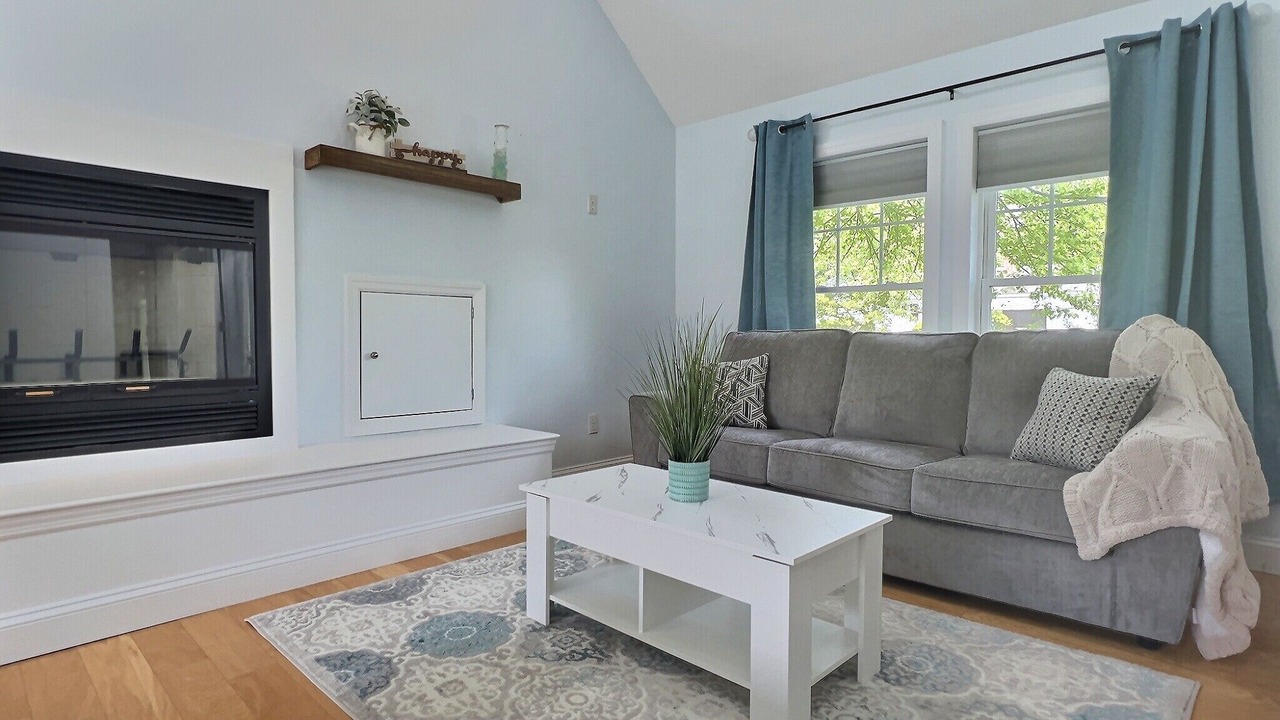 Photo of Others in Aquebogue