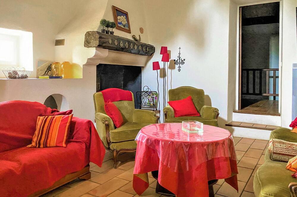 Photo of Bedroom in Sabran