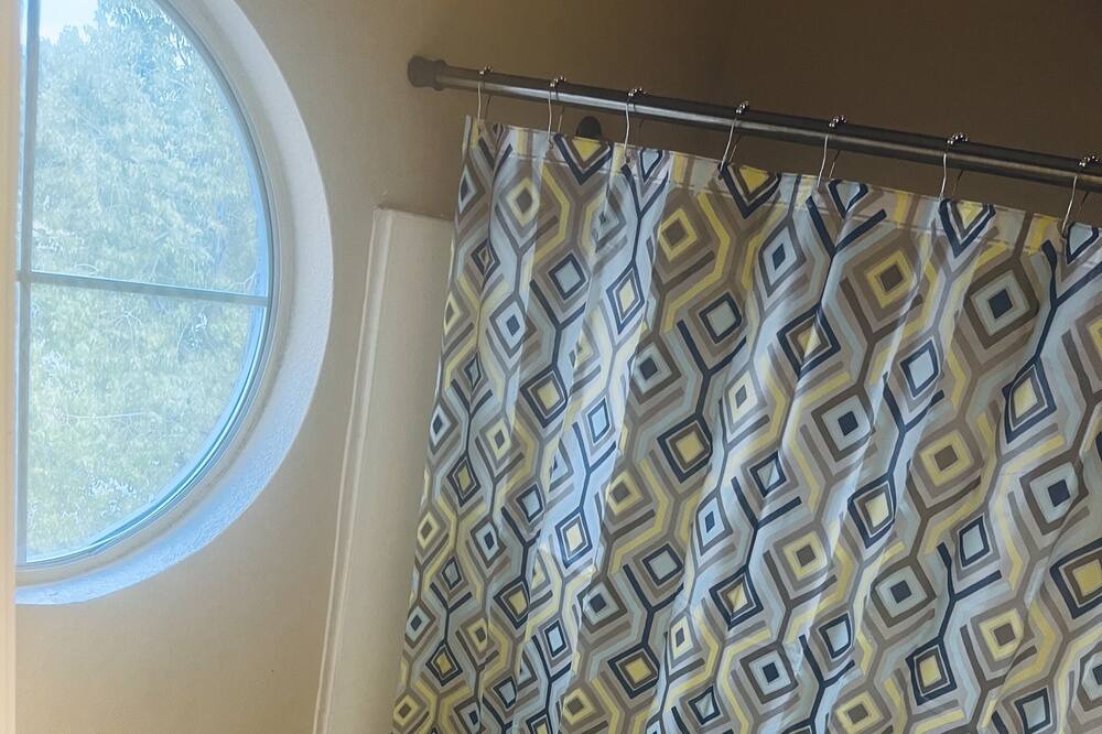 Photo of Bathroom in Briar Hill Park