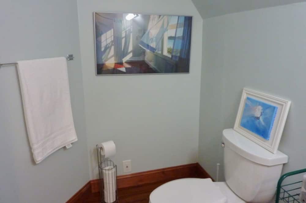 Photo of Bathroom in Wilmington