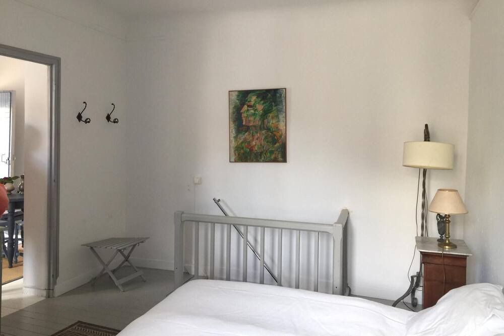 Photo of Bedroom in Saint-Genis