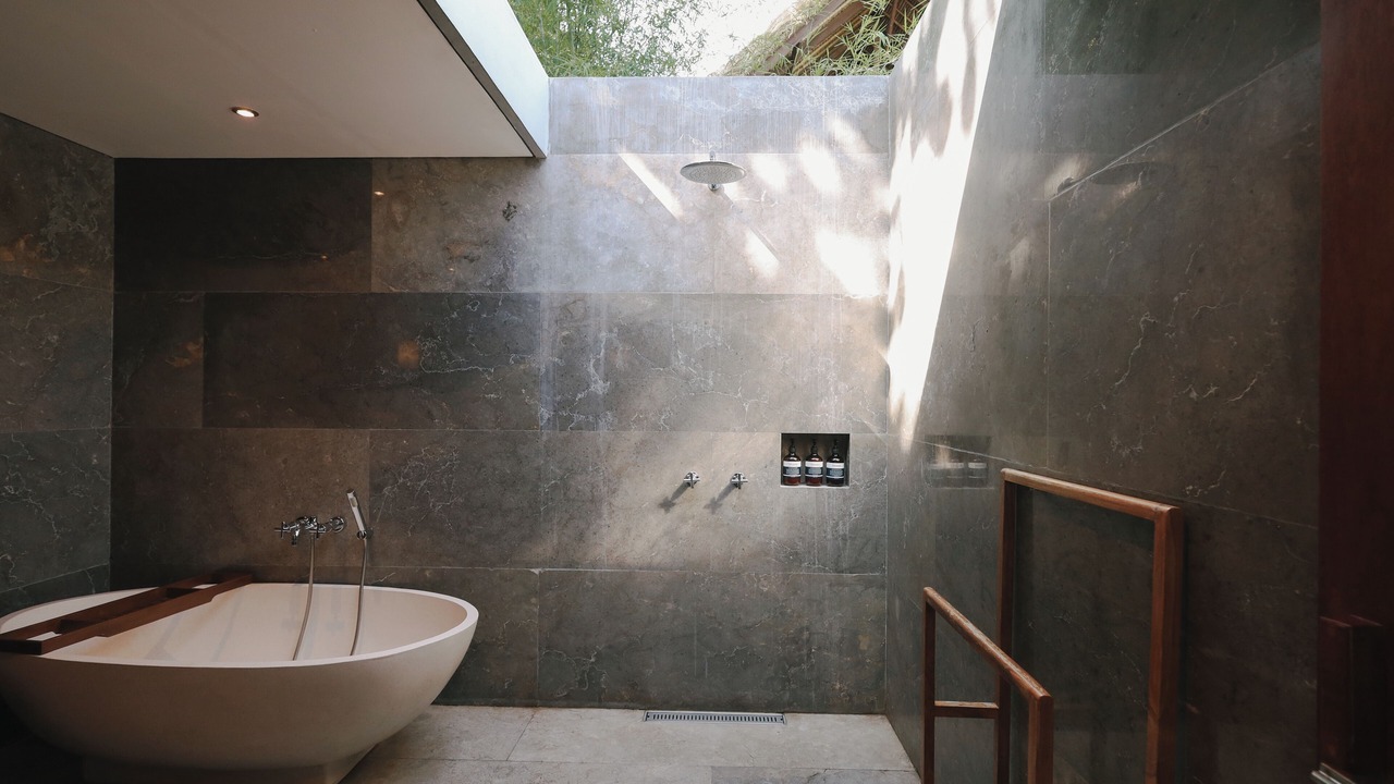 Photo of Bathroom in Kubutambahan