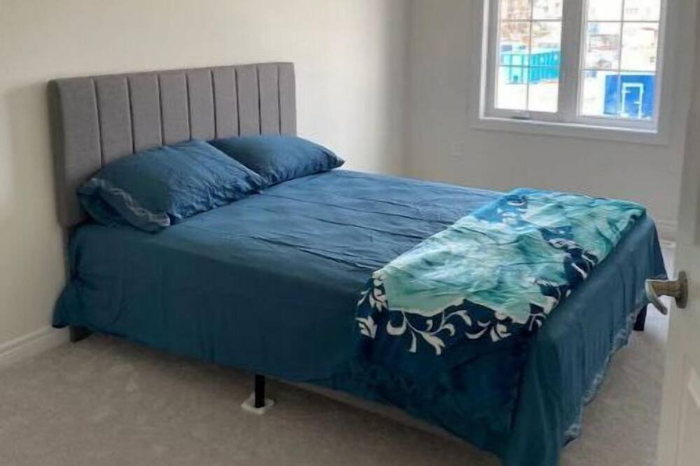 Photo of Bedroom in Oshawa