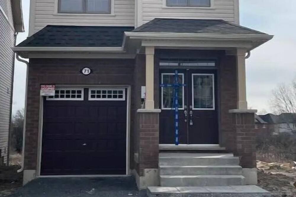 Photo of Outdoor in Oshawa