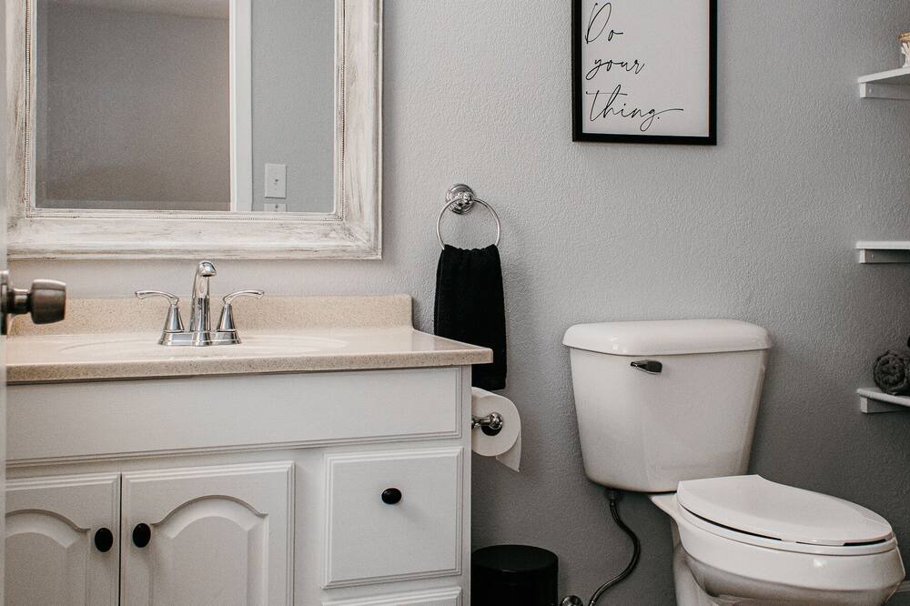 Photo of Bathroom in Whitetail