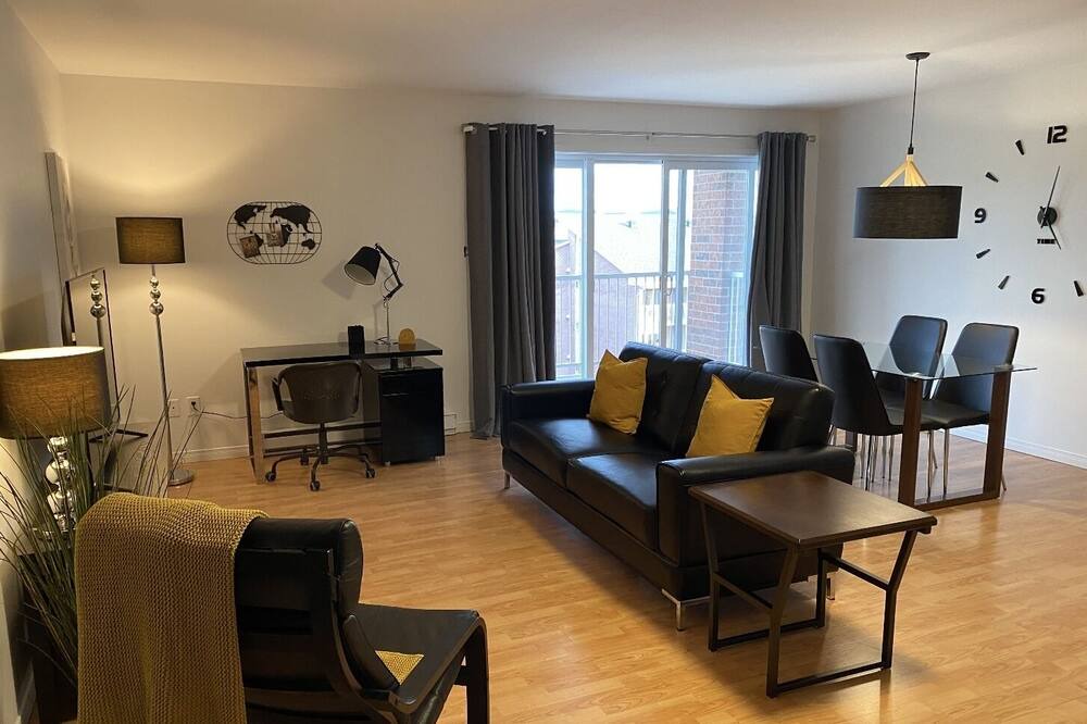 Photo of Livingroom in Magog