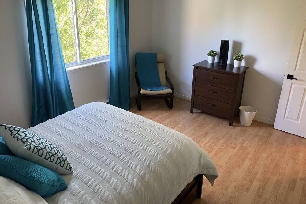 Photo of Bedroom in Magog