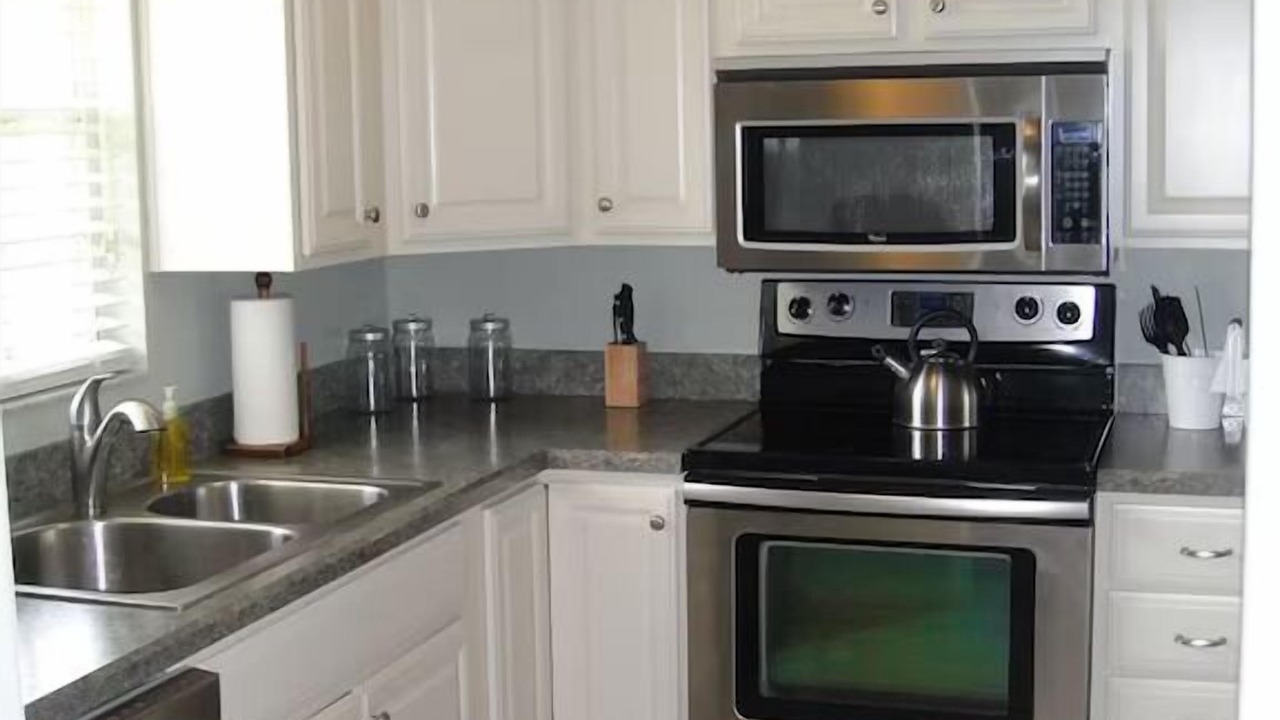 Photo of Kitchen in Kahuku