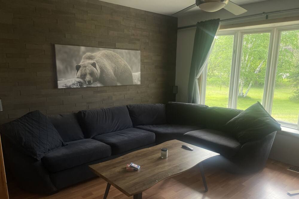 Photo of Livingroom in Kazabazua
