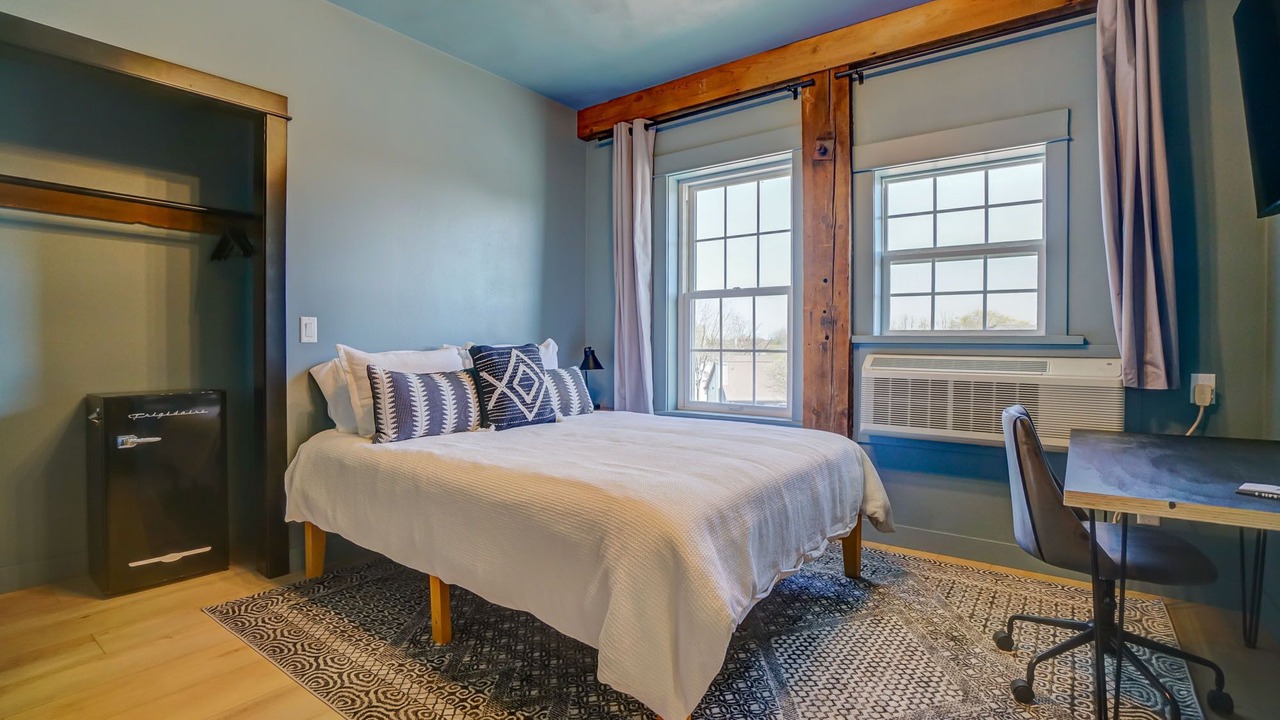 Photo of Bedroom in Waunakee