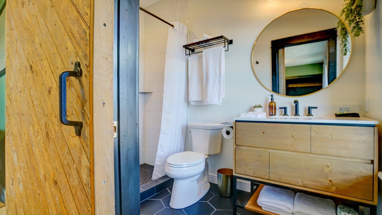 Photo of Bedroom in Waunakee