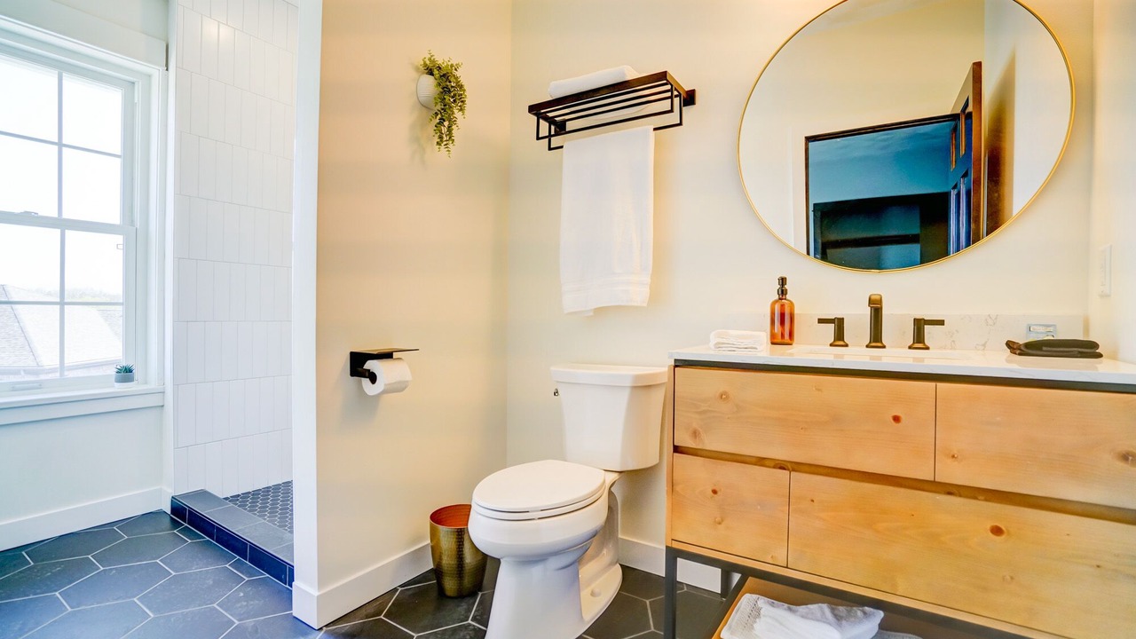 Photo of Bathroom in Waunakee