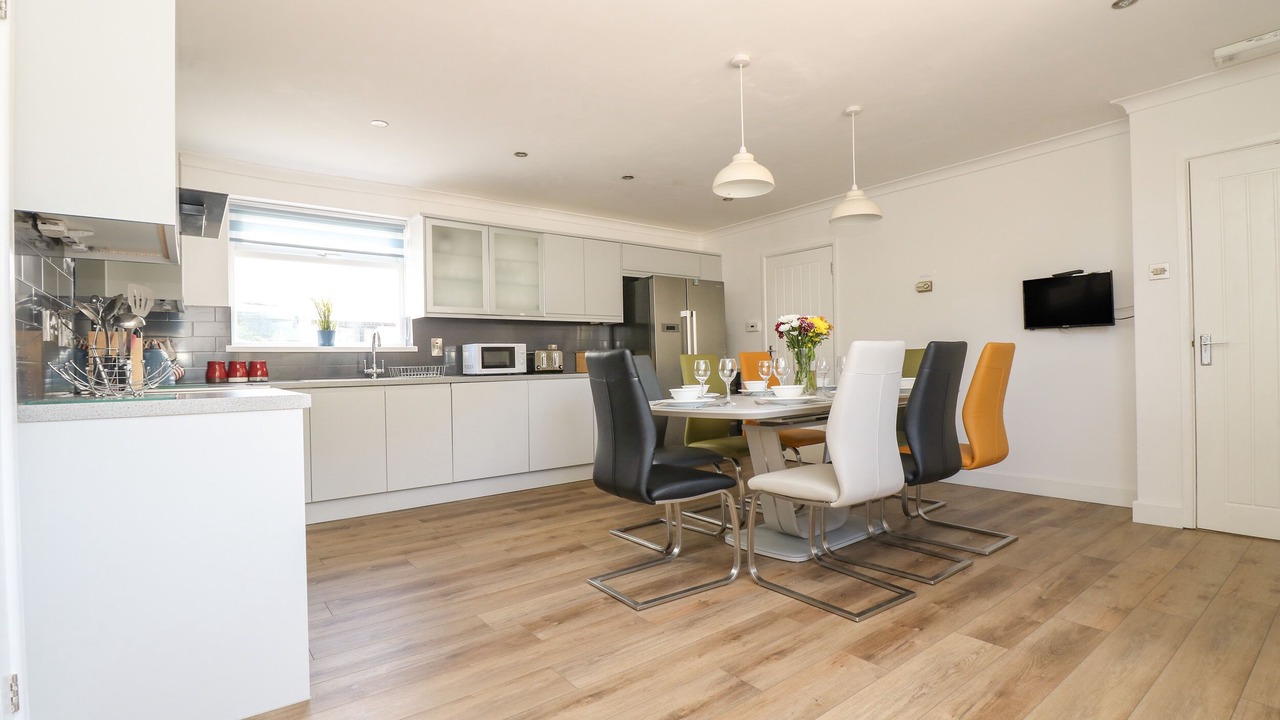 Photo of Others in Mullion