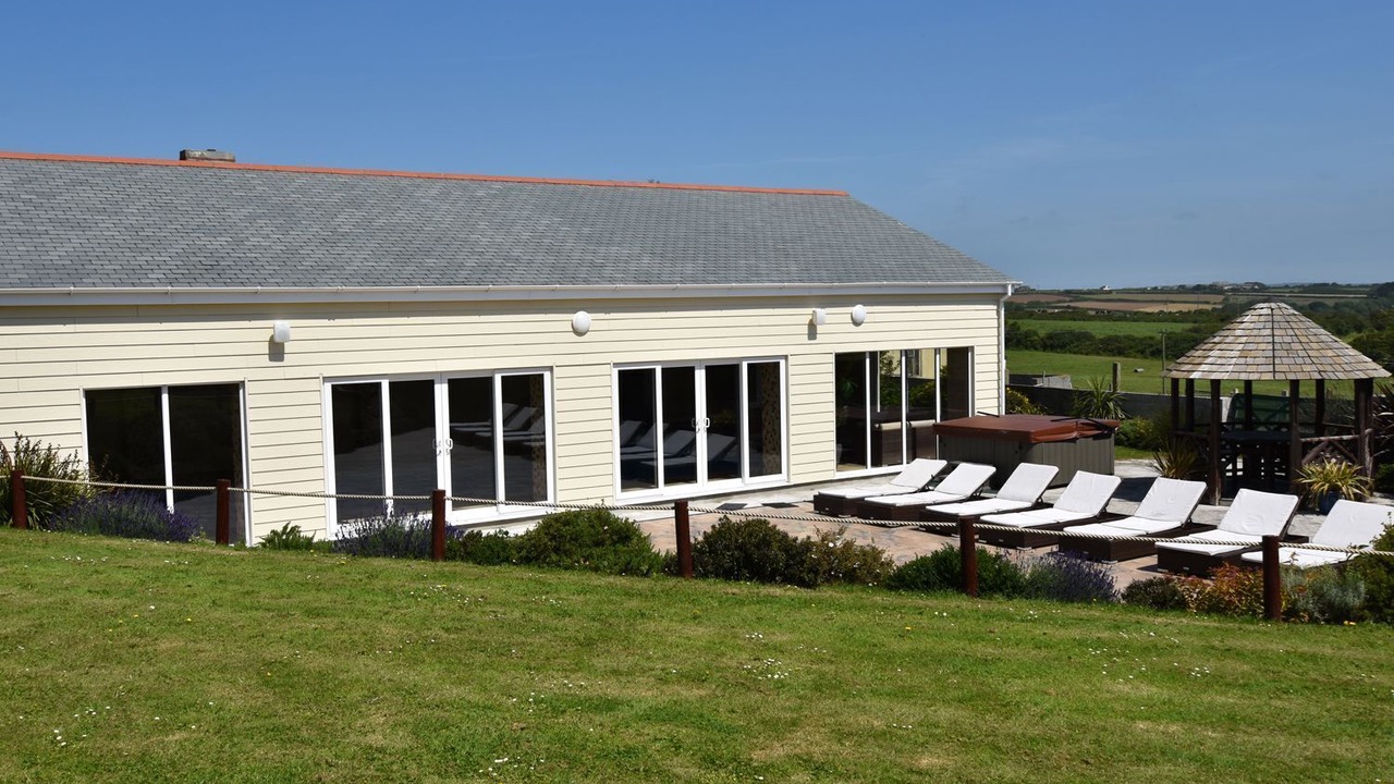 Photo of Outdoor in Mullion