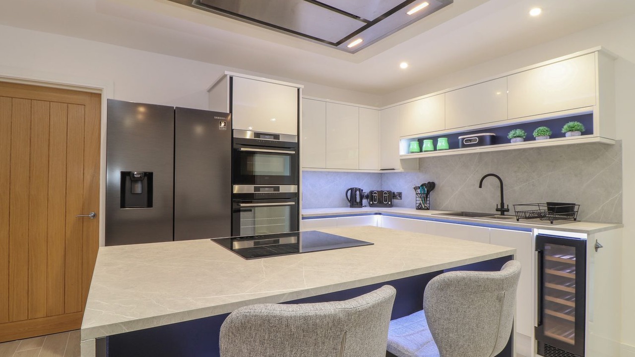 Photo of Others in Mullion