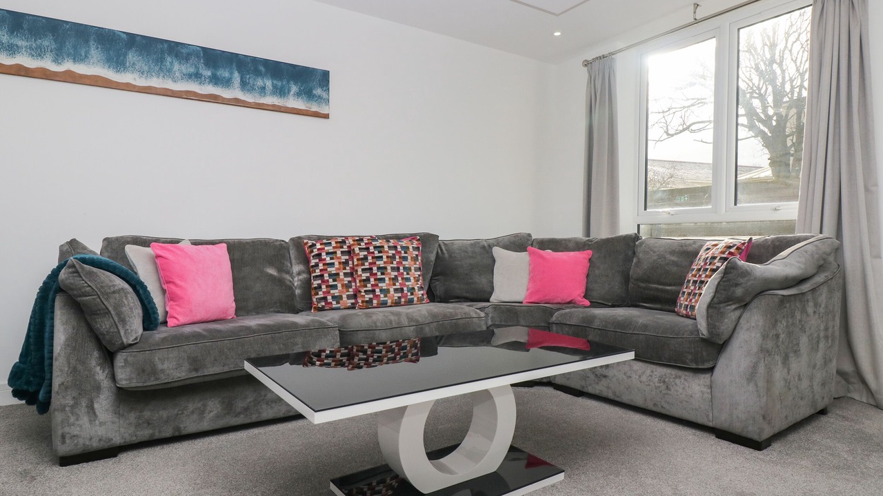 Photo of Others in Mullion